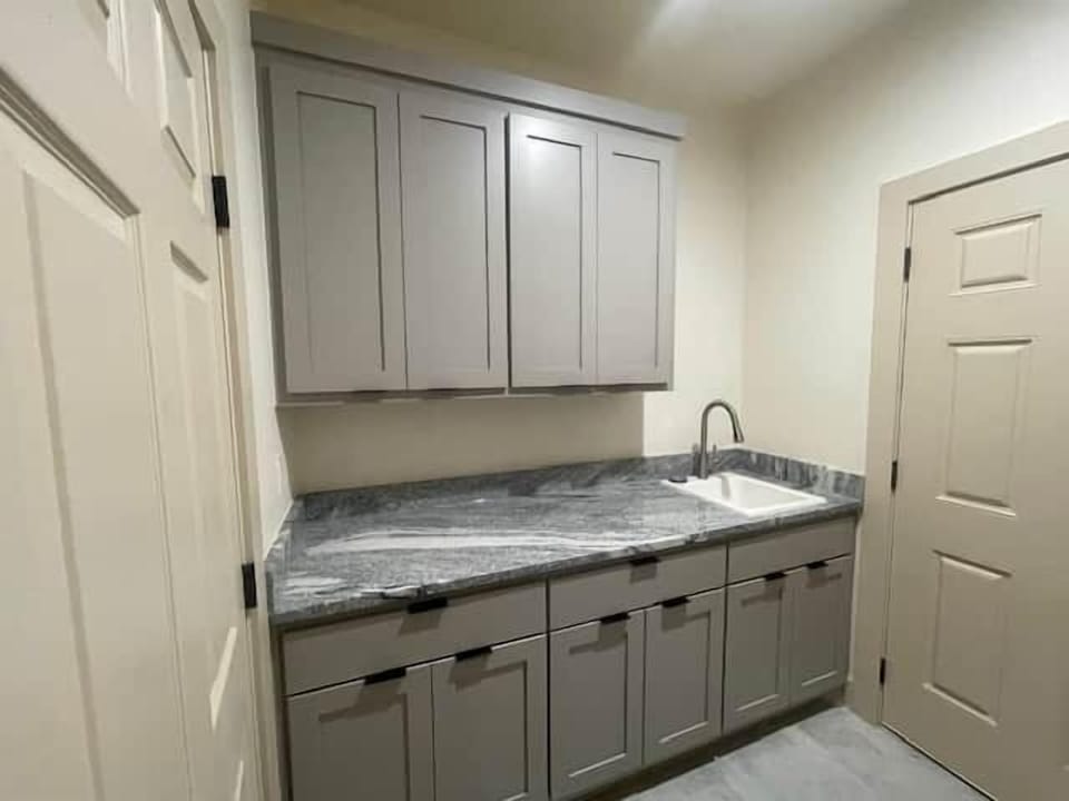 Laundry Room 3
