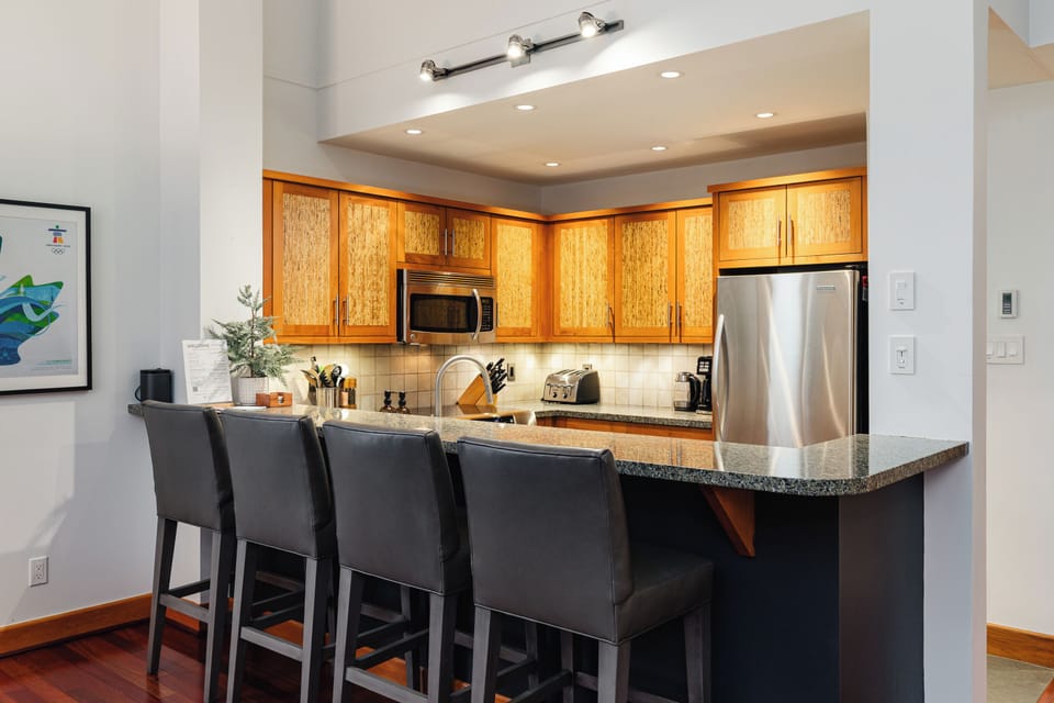 Main Floor - Kitchen