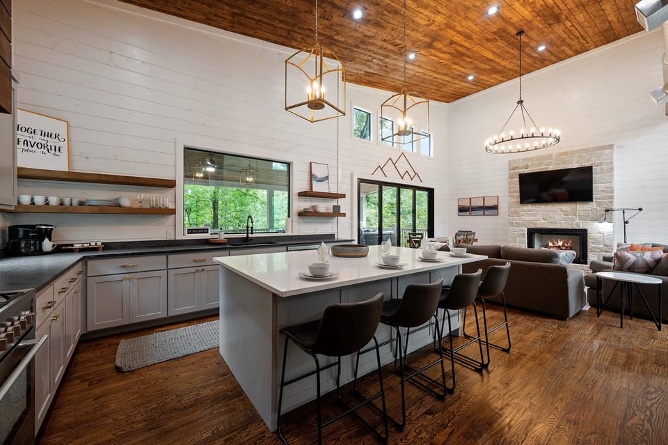 A kitchen made for laughter, slow mornings, and family meals that last for hours