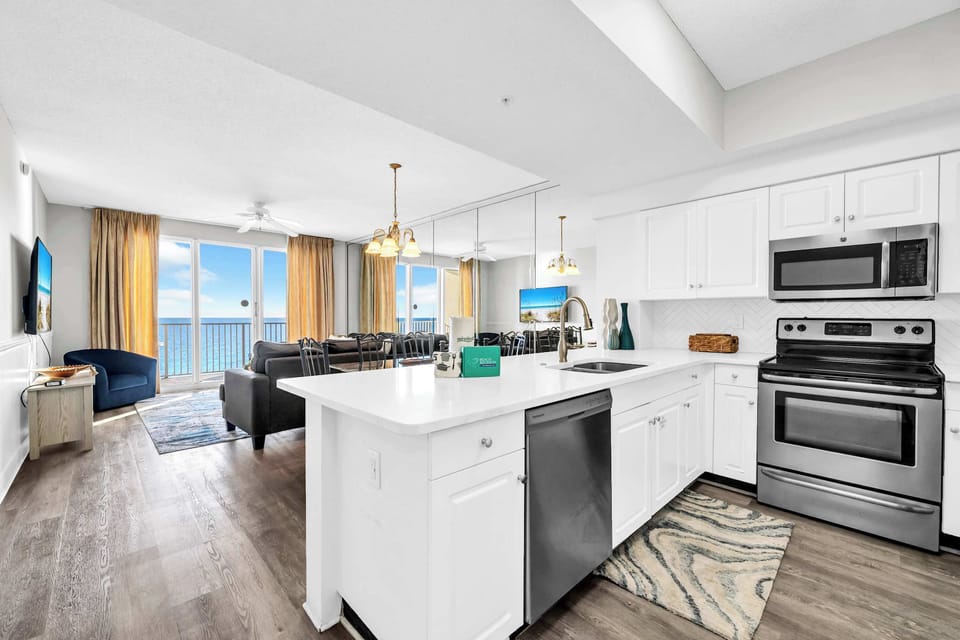 Enjoy a Fully Stocked Kitchen, Perfect for Family Meals