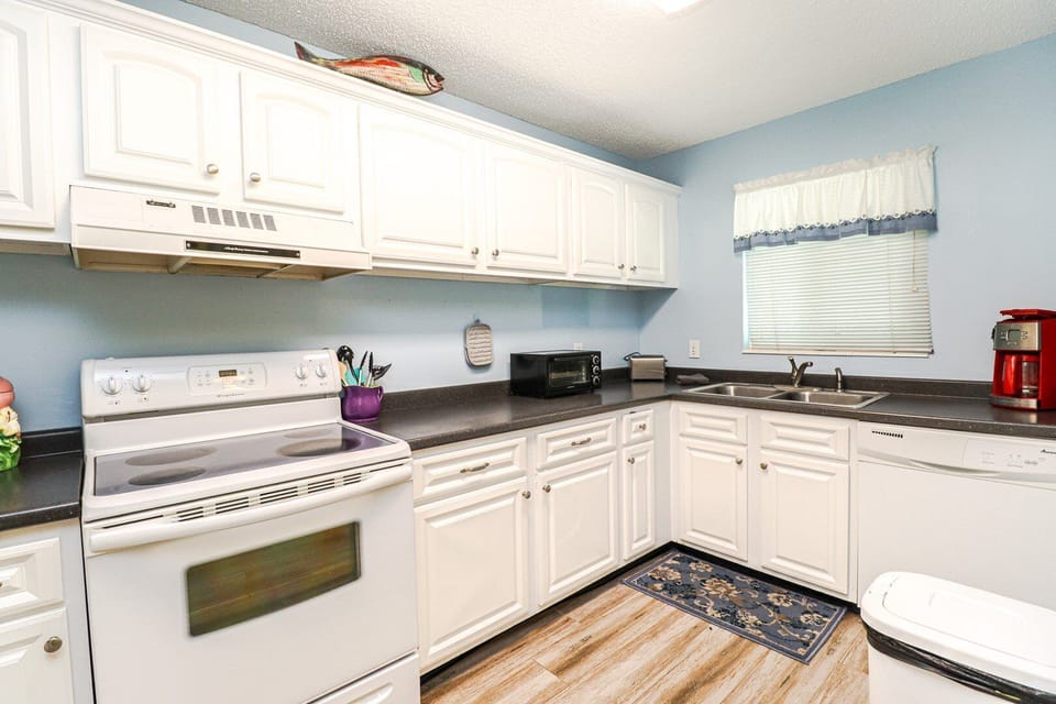 St. Augustine Beach Rentals Kitchen