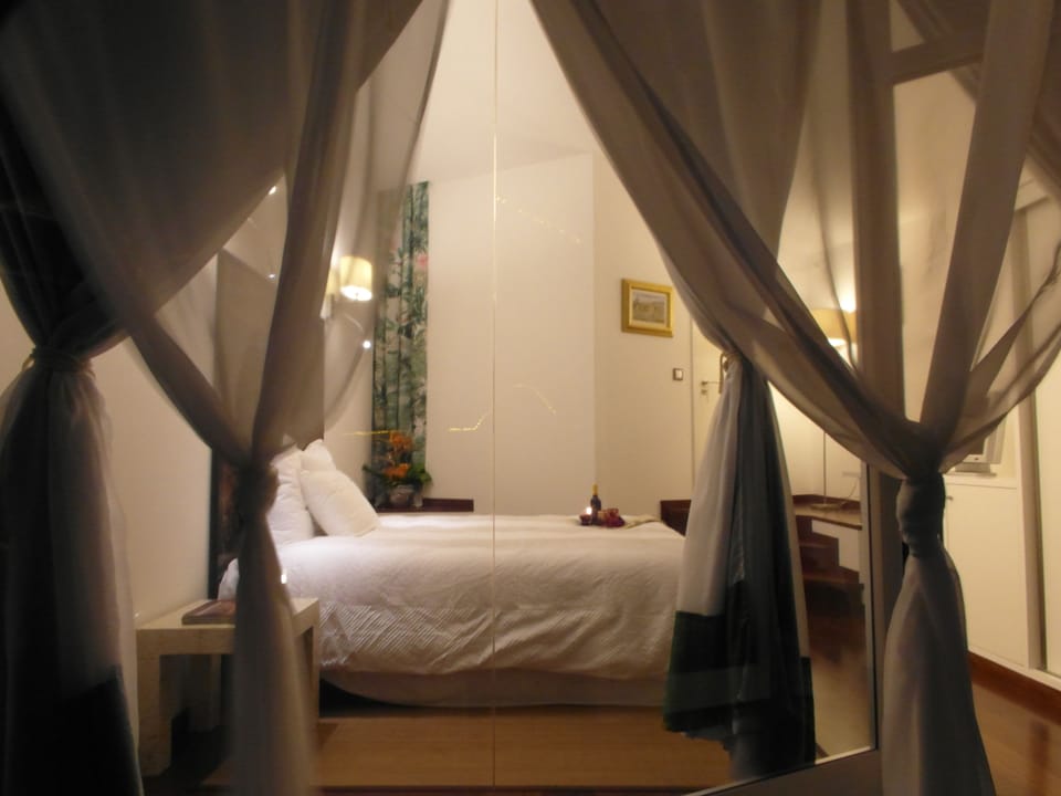 Panoramic Double Room, Terrace | Minibar, in-room safe, desk, soundproofing