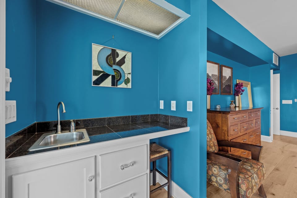 King Bedroom 5