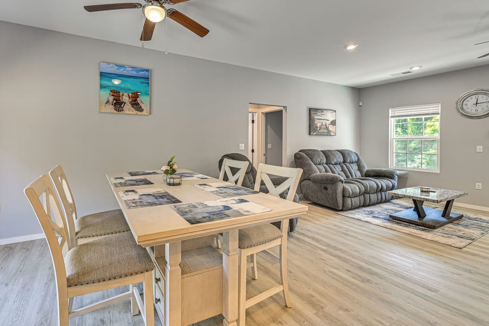 House (3 Bedrooms) | Interior