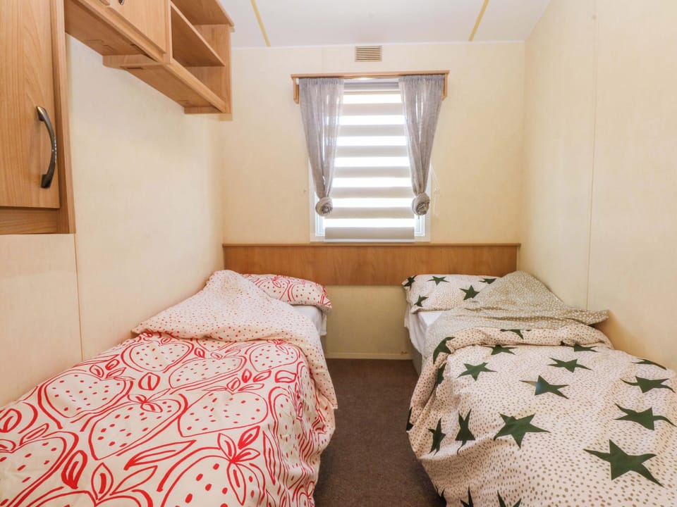 3 bedrooms, individually decorated, individually furnished, free WiFi