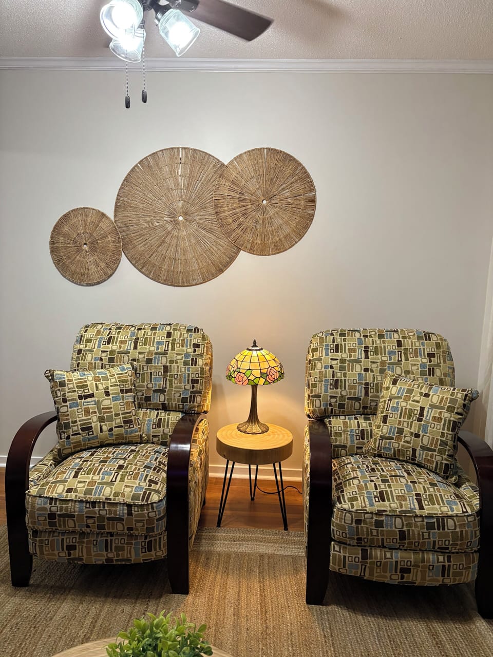 You can see the sunrise, watch TV, read and relax in these Lazy Boy recliners