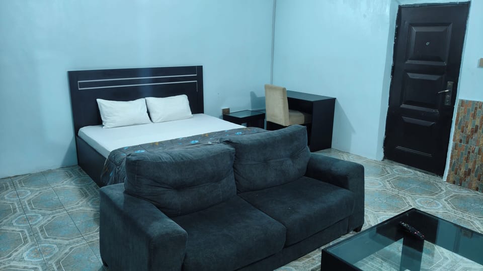 Superior Double Room, Non Smoking, Pets Not Allowed | Desk, laptop workspace, free WiFi