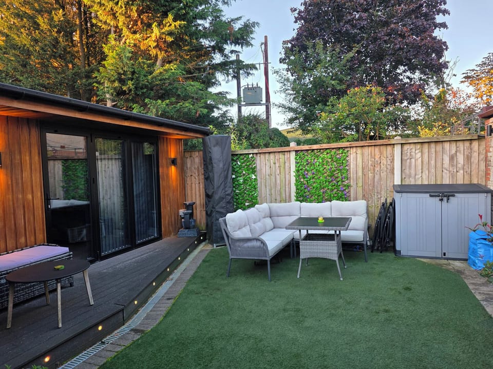 Cottage | Outdoor dining