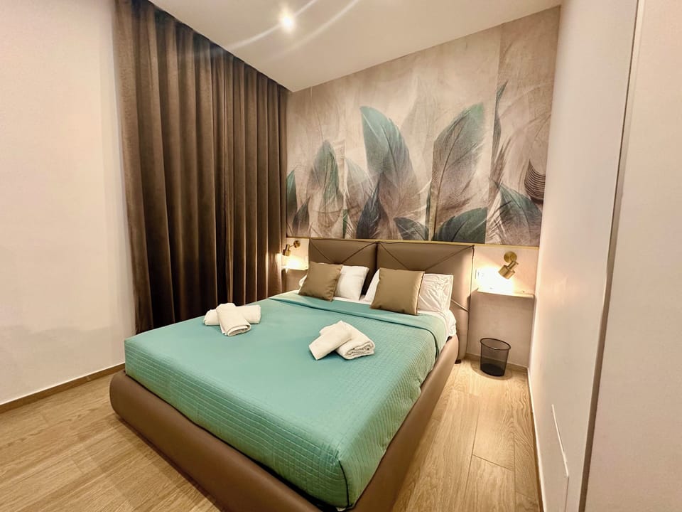 Deluxe Room, City View | Desk, laptop workspace, free WiFi