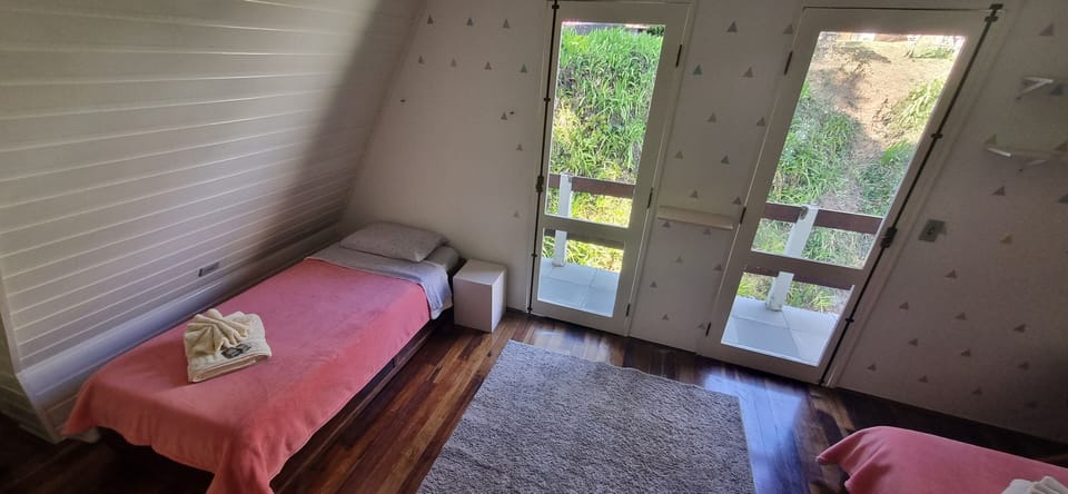 Economy Shared Dormitory | Free WiFi