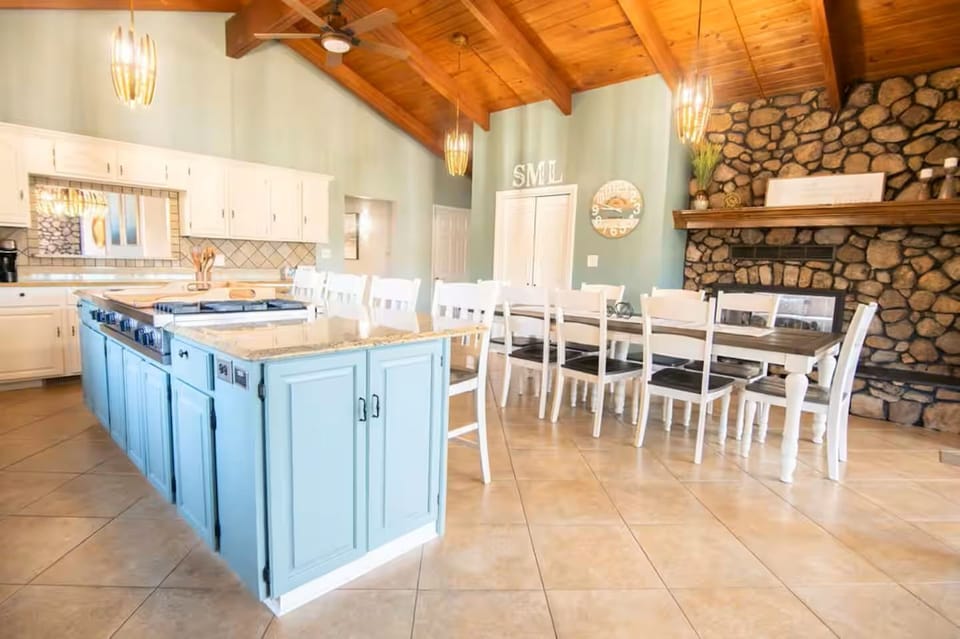 Island with Viking Gas Cooktop and Griddle
