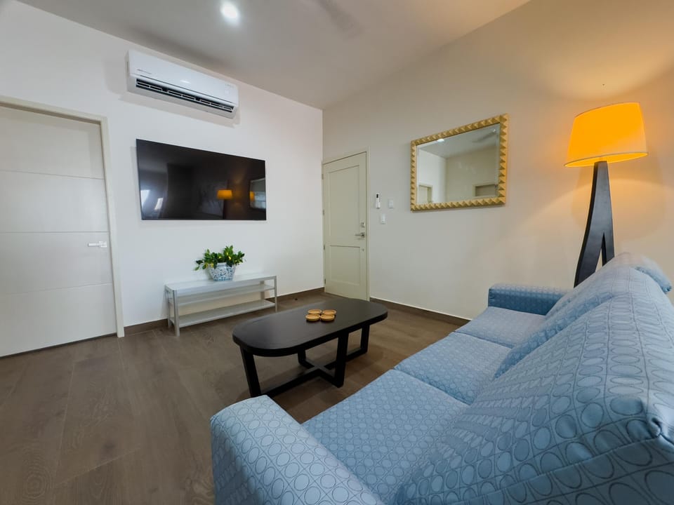 Entry to Living area