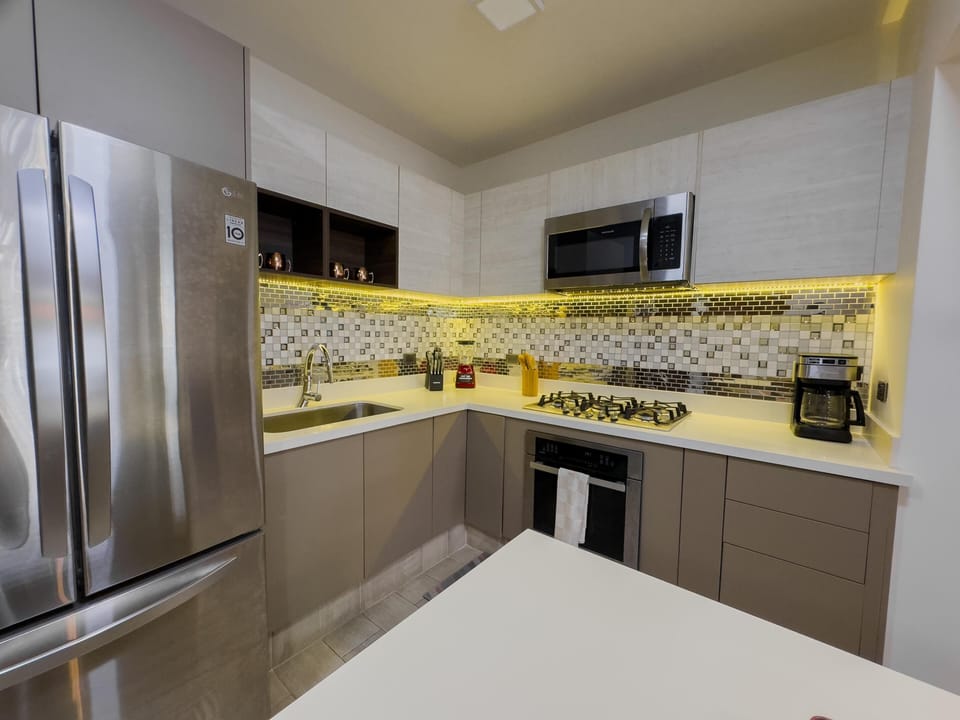 Kitchen amenities