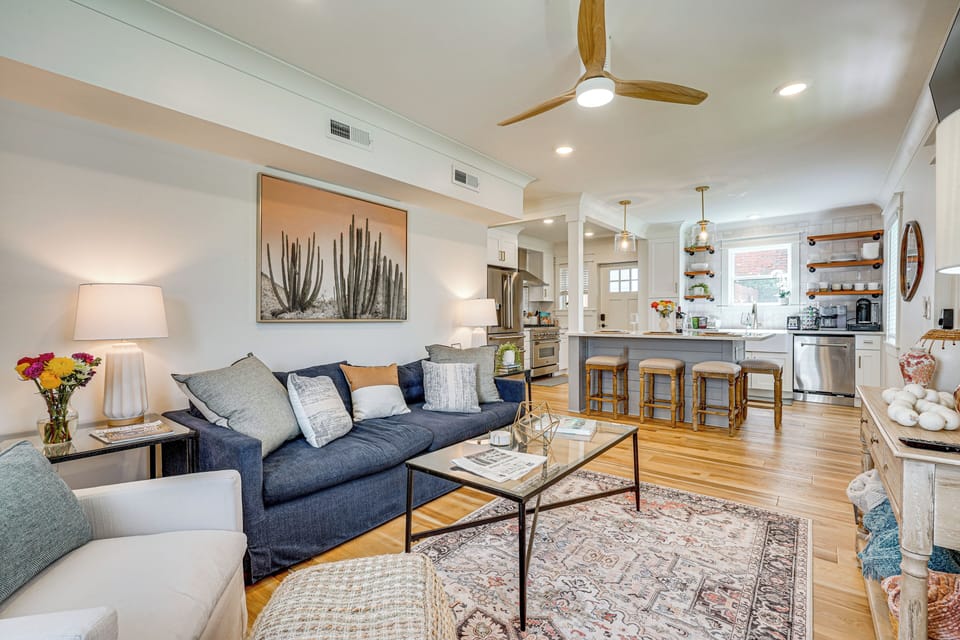 Living Room | Central A/C & Heating