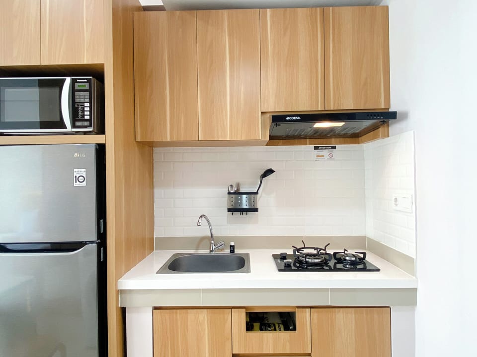 Standard Apartment | Private kitchen | Cookware/dishes/utensils