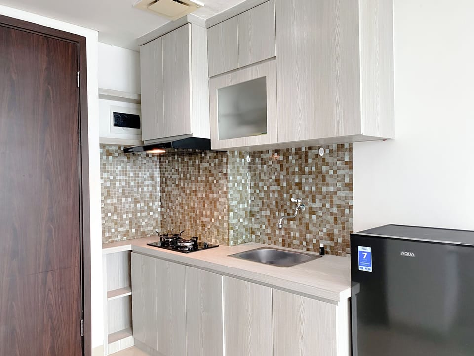 Standard Apartment | Private kitchen | Cookware/dishes/utensils