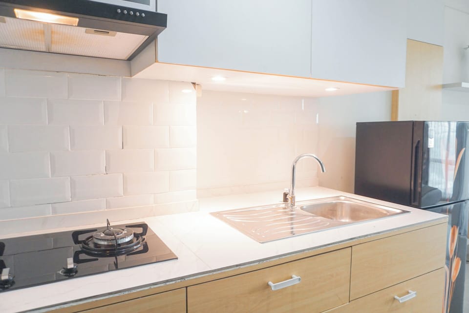Standard Apartment | Private kitchen | Cookware/dishes/utensils
