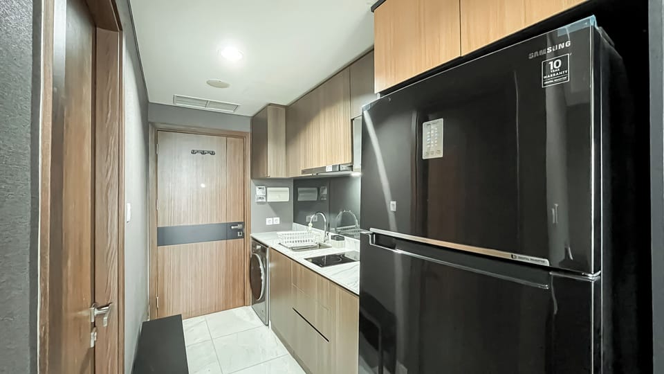 Standard Apartment | Private kitchen | Cookware/dishes/utensils