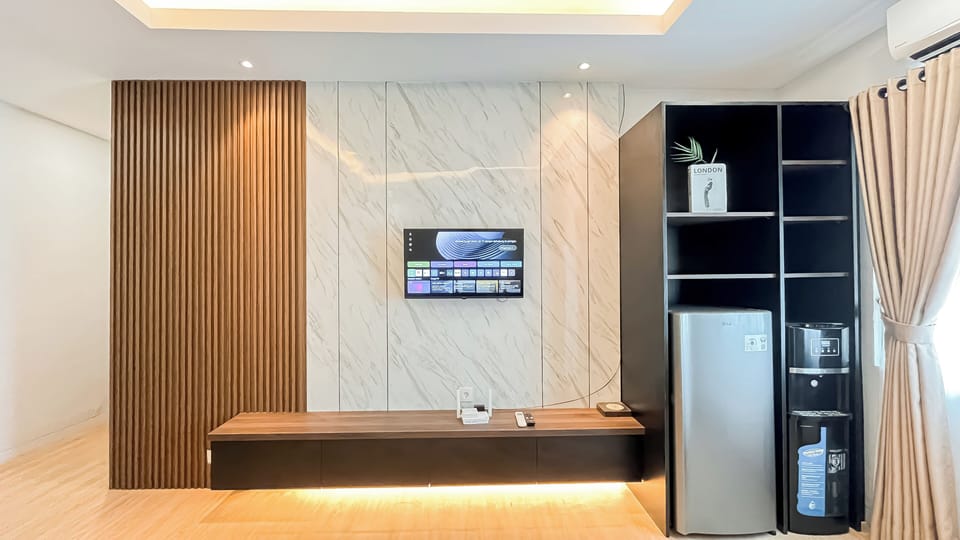 Standard Apartment | Living area