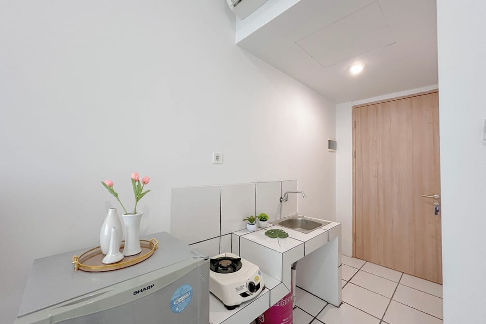 Standard Apartment | Private kitchen | Cookware/dishes/utensils
