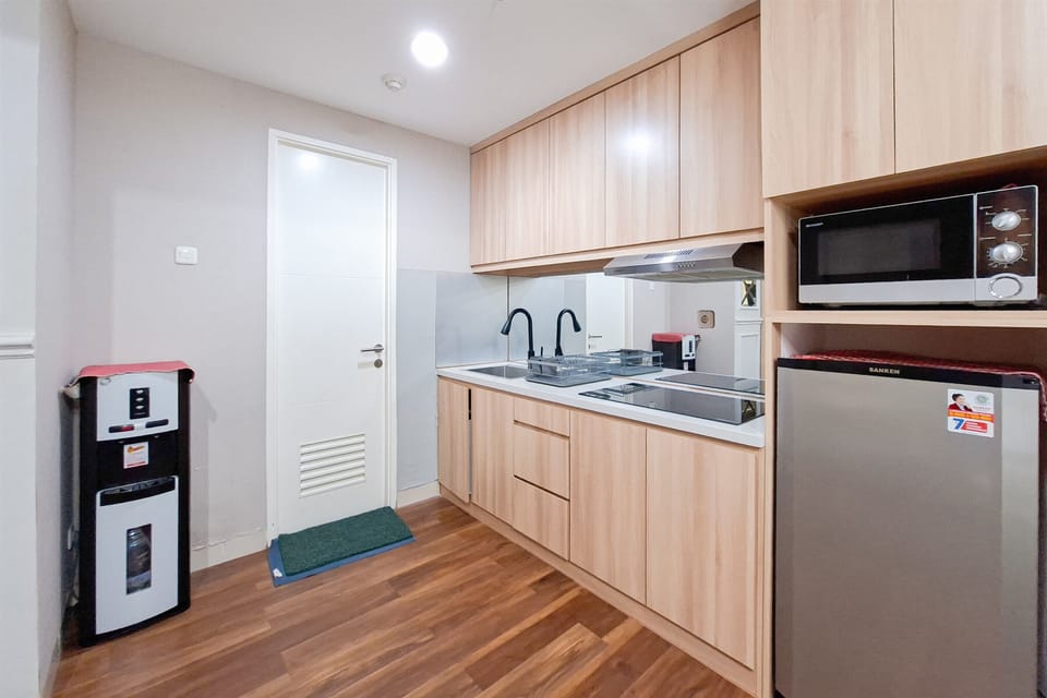 Standard Apartment | Private kitchen | Cookware/dishes/utensils