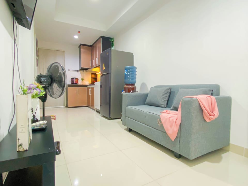 Standard Apartment | Living area