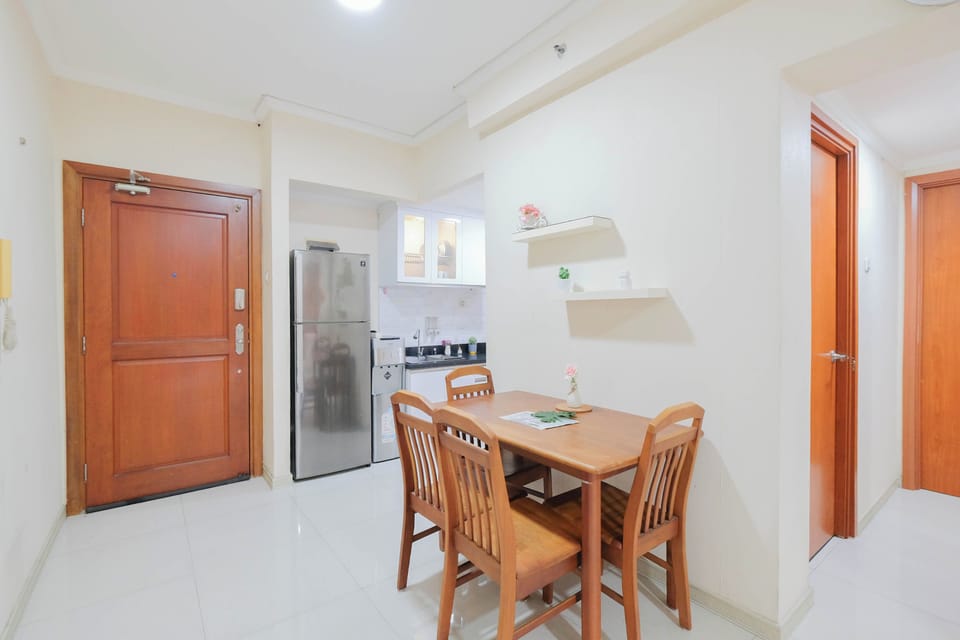 Standard Apartment | In-room dining