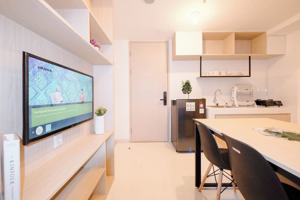 Standard Apartment | Living area