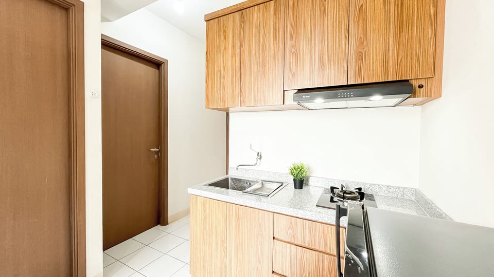Deluxe Apartment | Private kitchen | Cookware/dishes/utensils