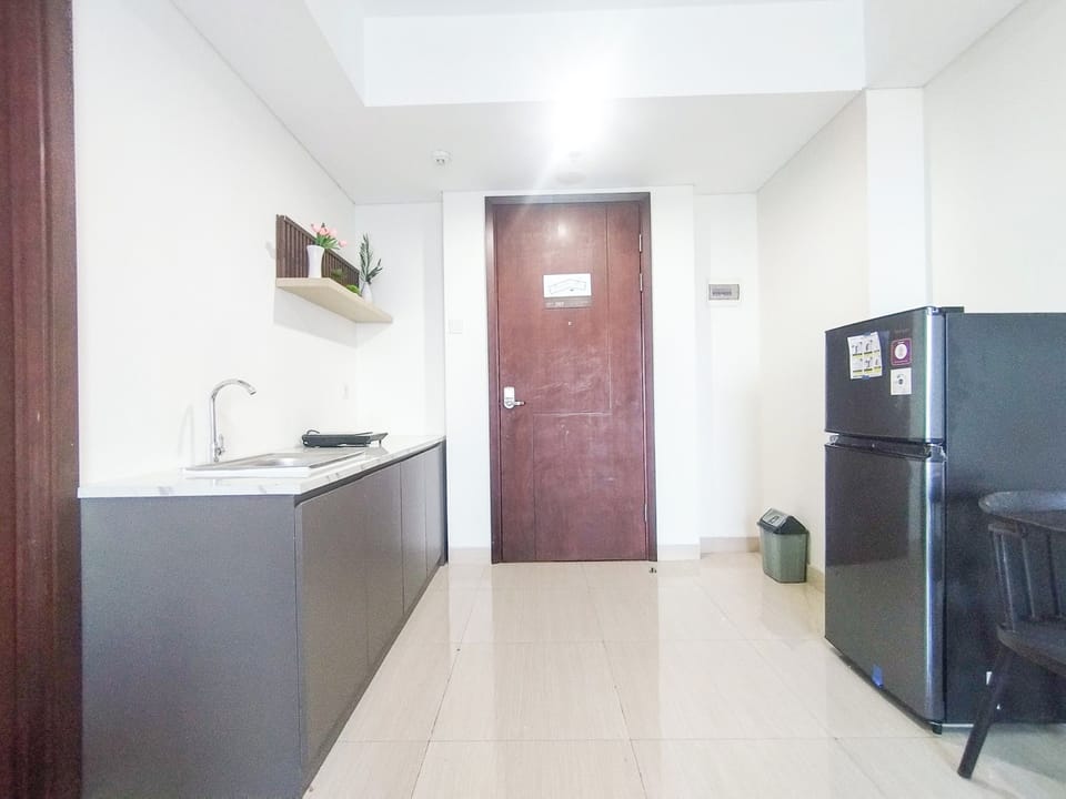 Deluxe Apartment | Private kitchen | Cookware/dishes/utensils