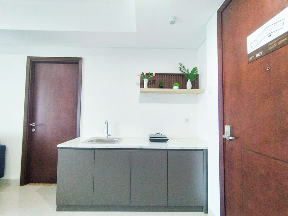 Deluxe Apartment | Private kitchen | Cookware/dishes/utensils