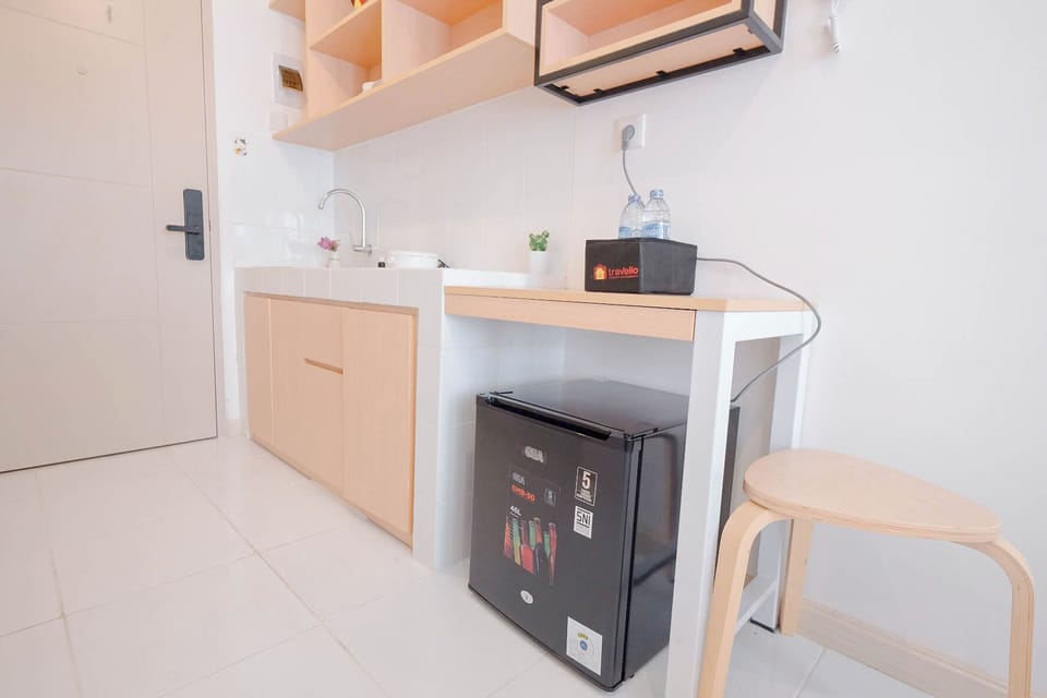 Deluxe Apartment | Private kitchen | Cookware/dishes/utensils