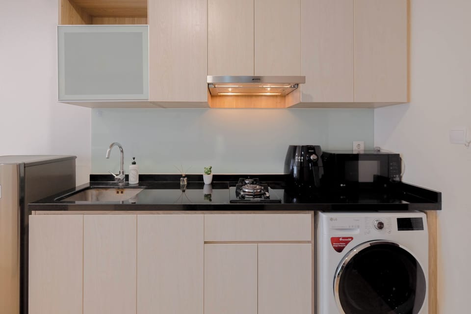 Standard Apartment | Private kitchen | Cookware/dishes/utensils