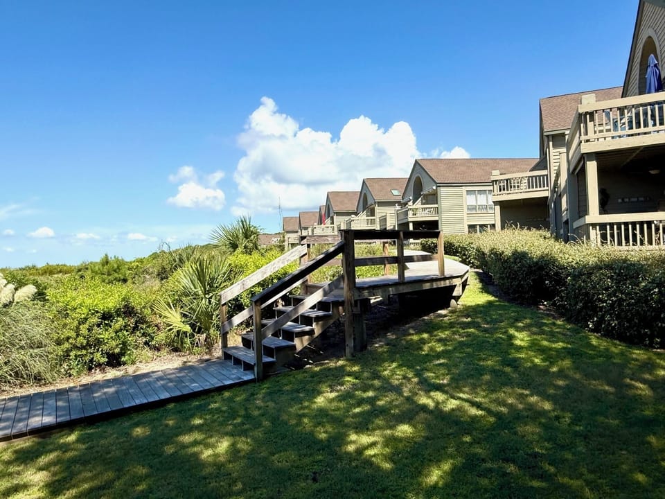 Enjoy your morning coffee with an expansive, breathtaking view of the marsh and waterway.