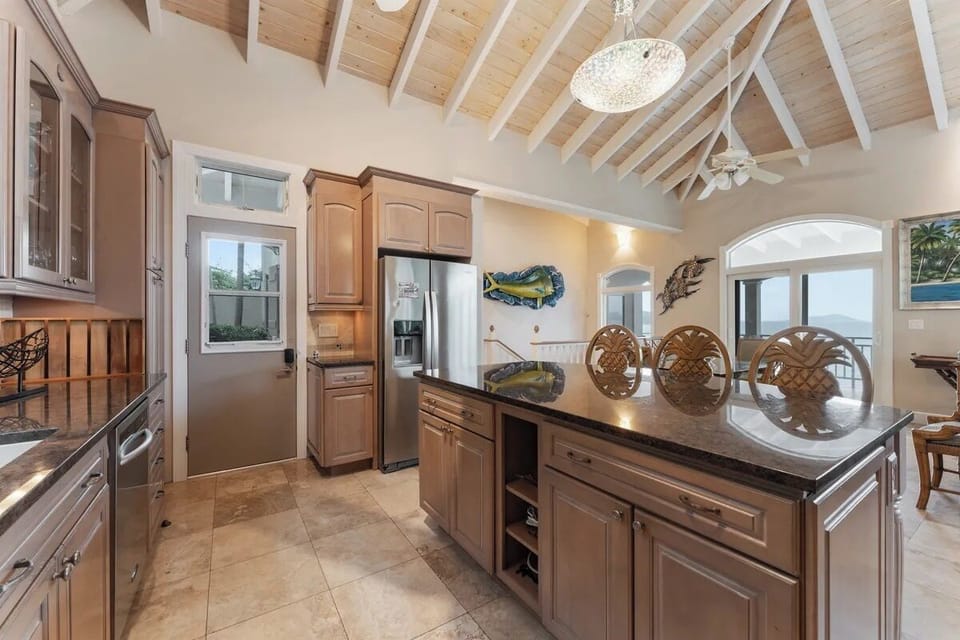 Plenty of room for plenty of Cooks