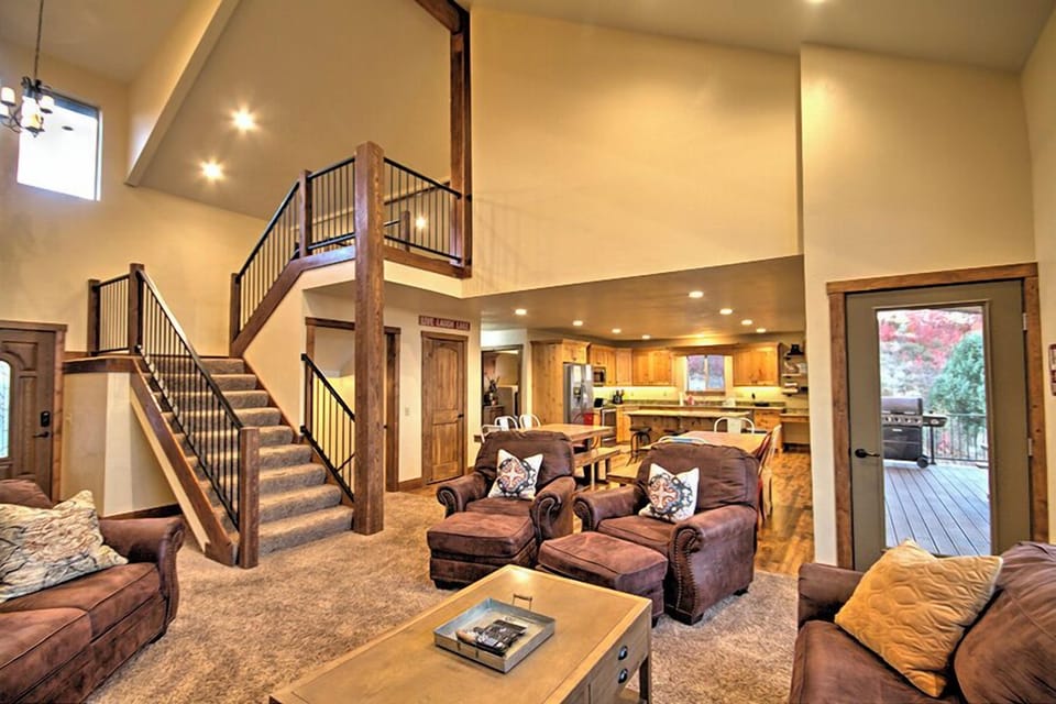 Sunrise Retreat Main Floor open space