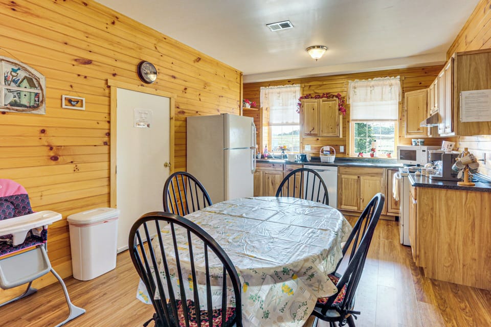 Kitchen | 1st Floor