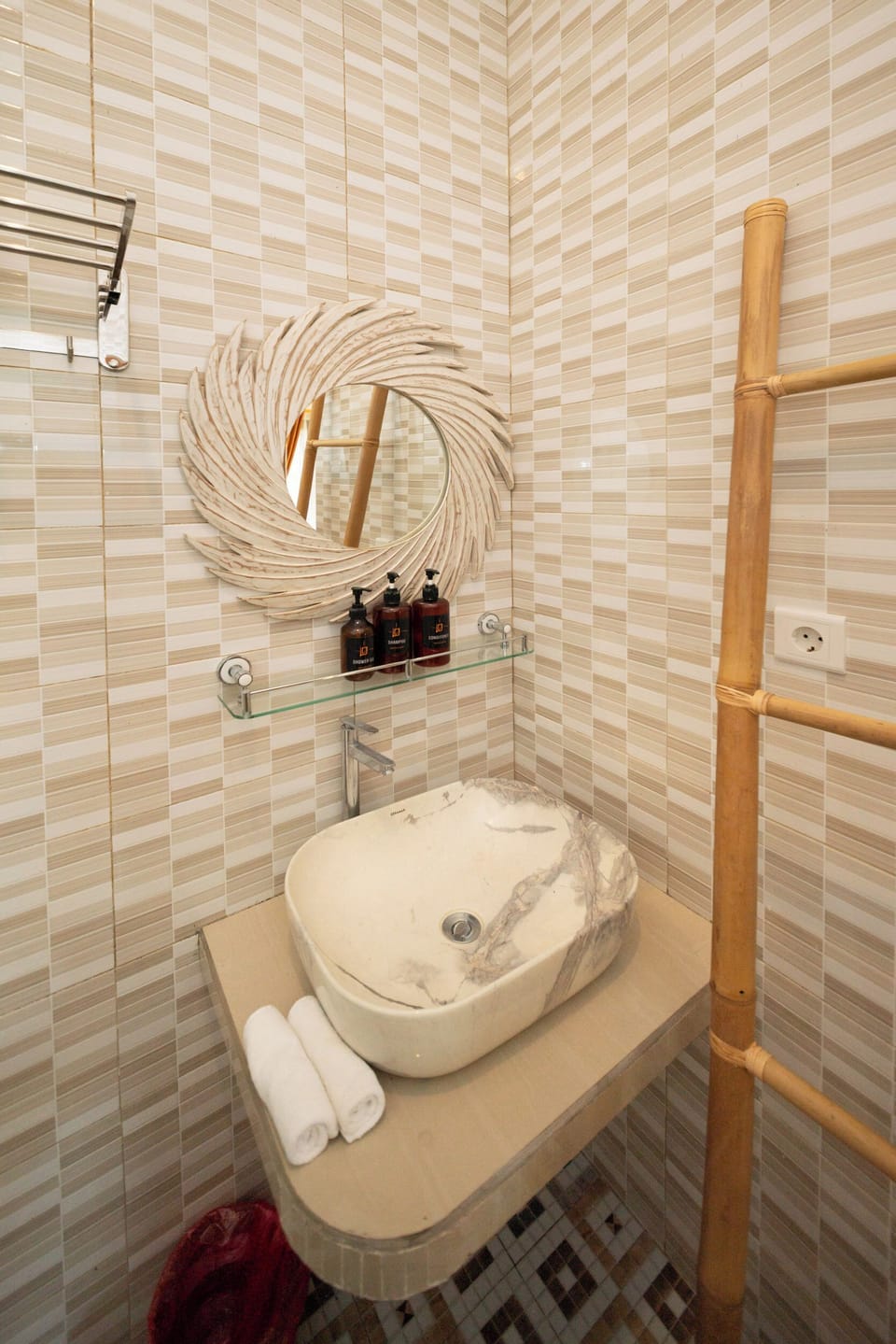 Hair dryer, towels, toilet paper