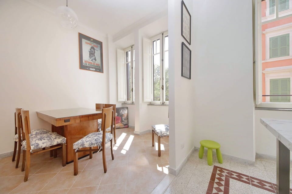 Dining Room, Kitchen