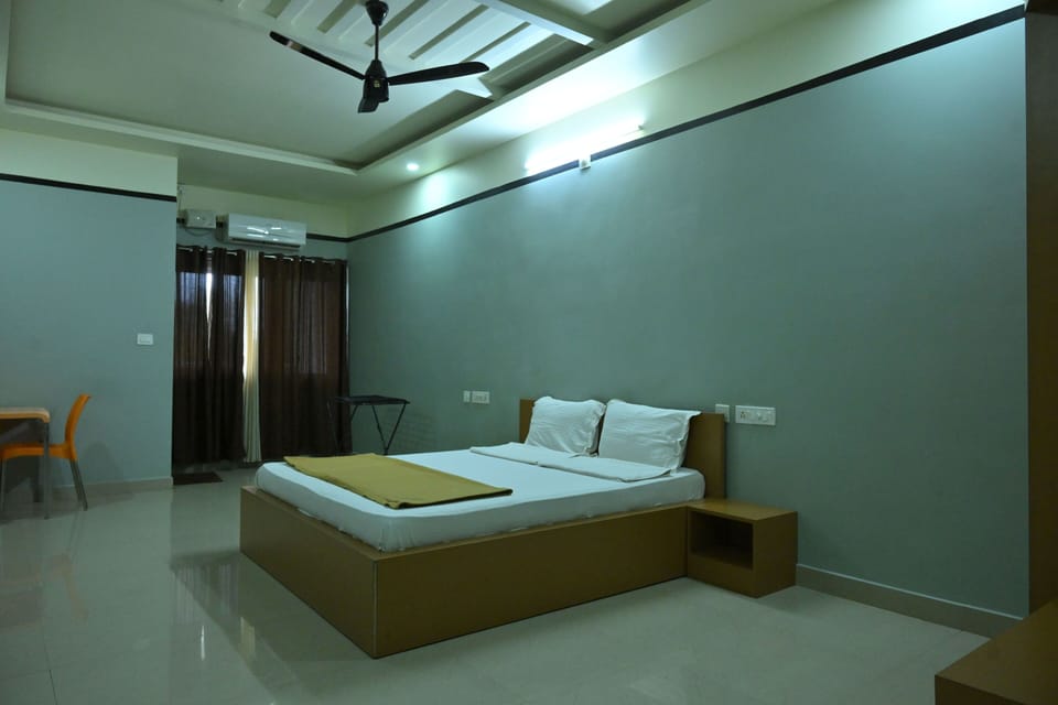 Standard Room, Balcony | Free WiFi
