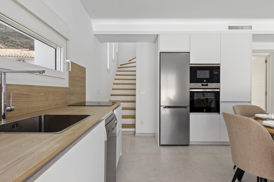House, Smoking | 4 bedrooms