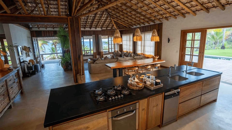 Luxury House, Sea View | Private kitchen