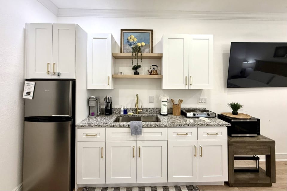 Compact, stylish kitchen with everything you need