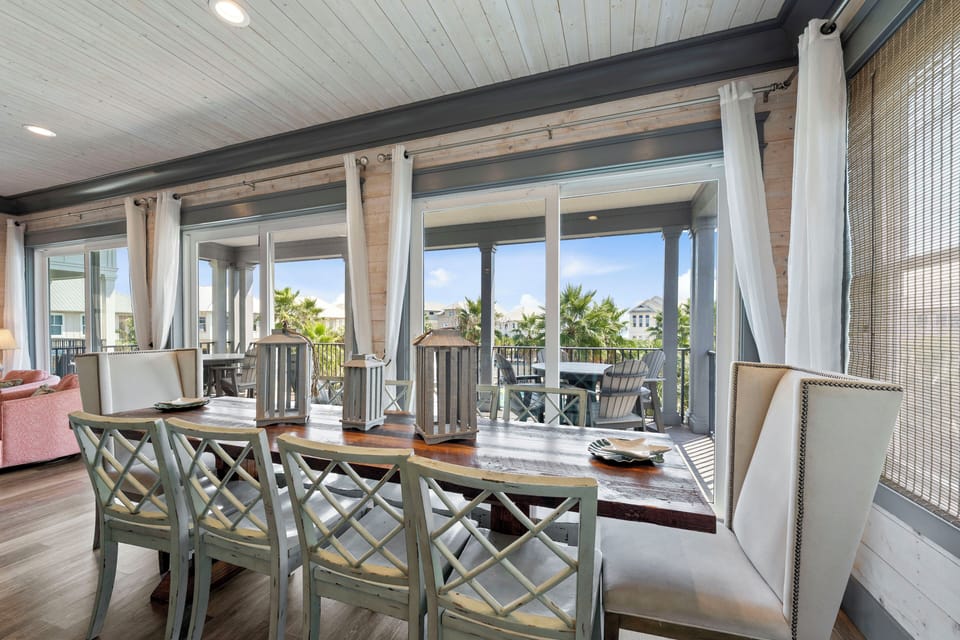 Signature House, Multiple Beds, Balcony, Pool View | In-room dining