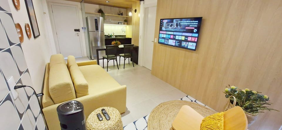 Basic Apartment | Living area