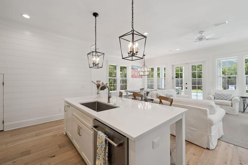 Latitude Adjustment at Blue Mountain Beach - Blue Mountain Beach - First Floor Living, Kitchen, and Dining Area