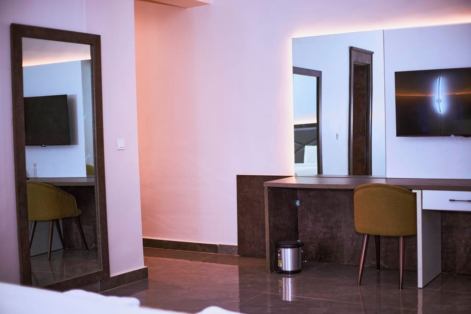Deluxe Single Room | Desk, laptop workspace, free WiFi