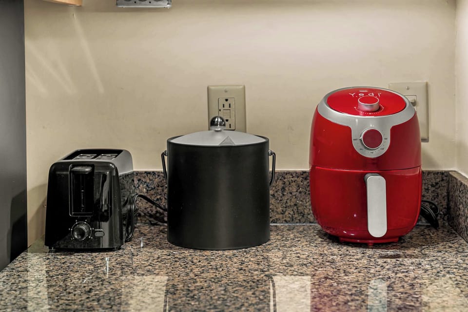 Essentials you need for a quick meal | Listed with @BookTraverse