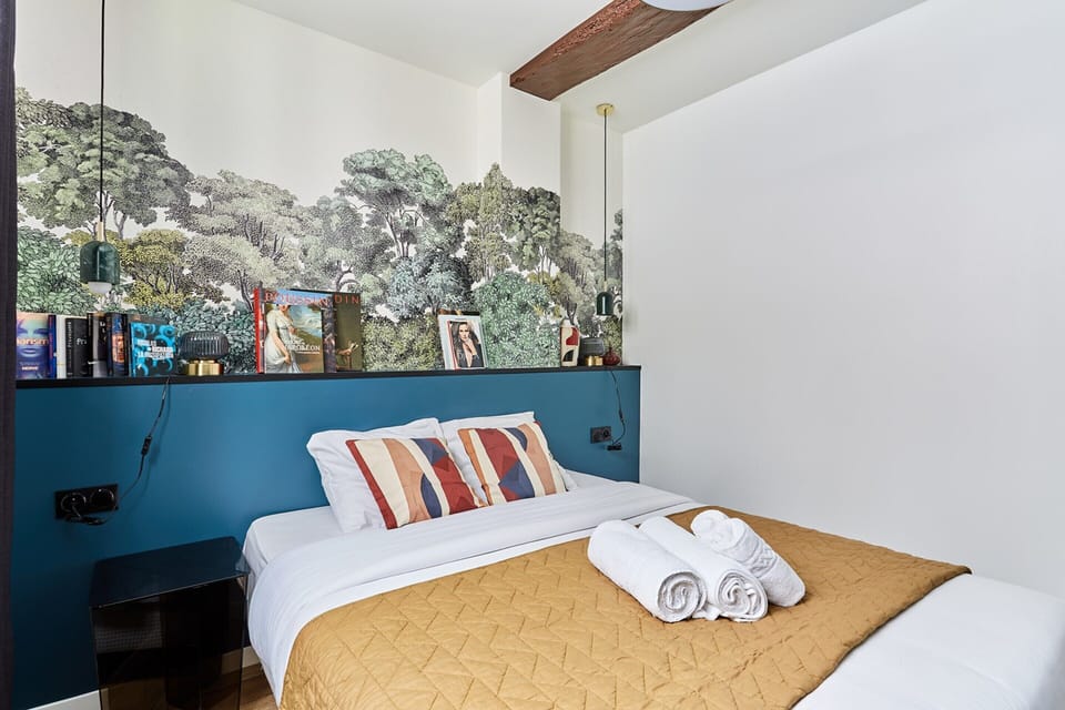 Apartment | 2 bedrooms, laptop workspace, iron/ironing board, bed sheets