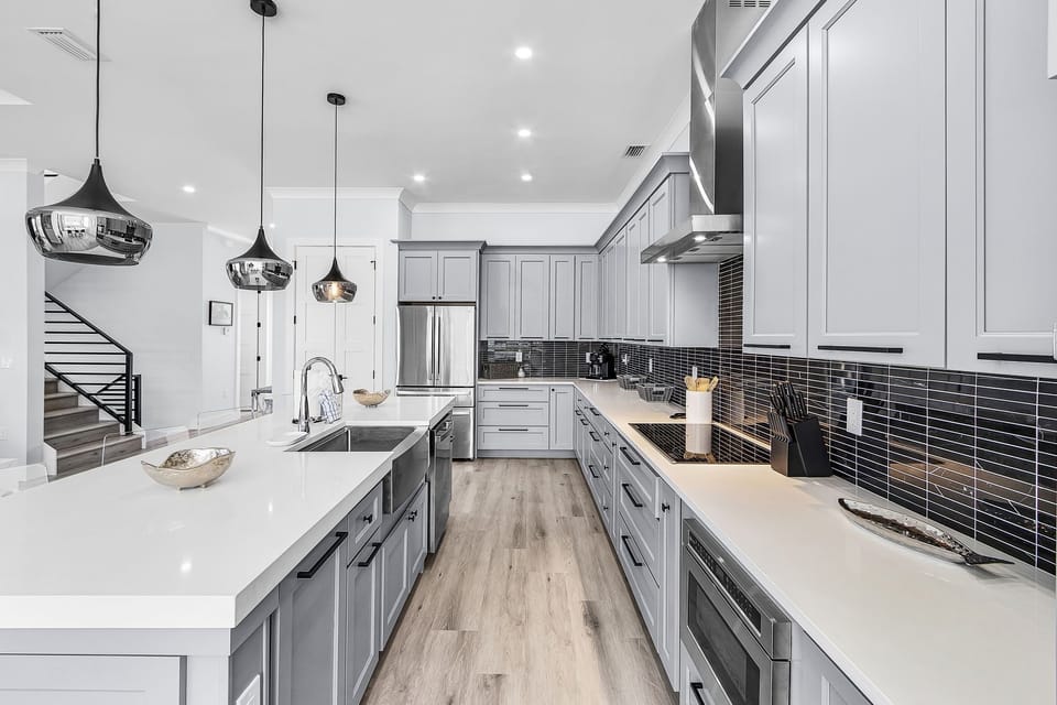 House, 6 Bedrooms | Private kitchen | Coffee/tea maker, fridge, oven, toaster